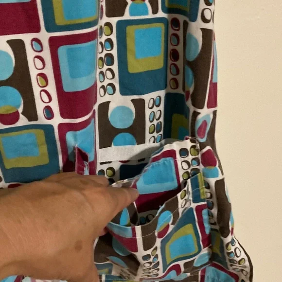 Landeu size M Colorful Geometric Print Scrub Top - Picture 3 of 7